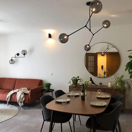 Green Haven - Guest Room In Mid Century Modern Homestay Apt Luxembourg 스트라센 외부 사진